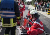 Ein schwerverletzter Patient wird versorgt. (Foto: DRK-Ihringen)